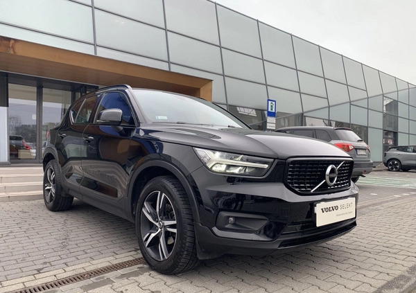 Volvo XC 40 cena 144900 przebieg: 75816, rok produkcji 2021 z Kraków małe 352